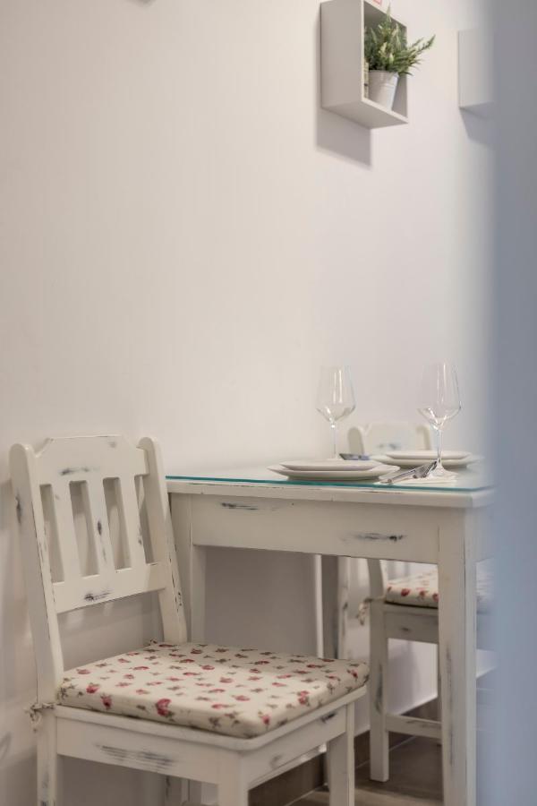 Studio Apartments Insula Split Eksteriør billede