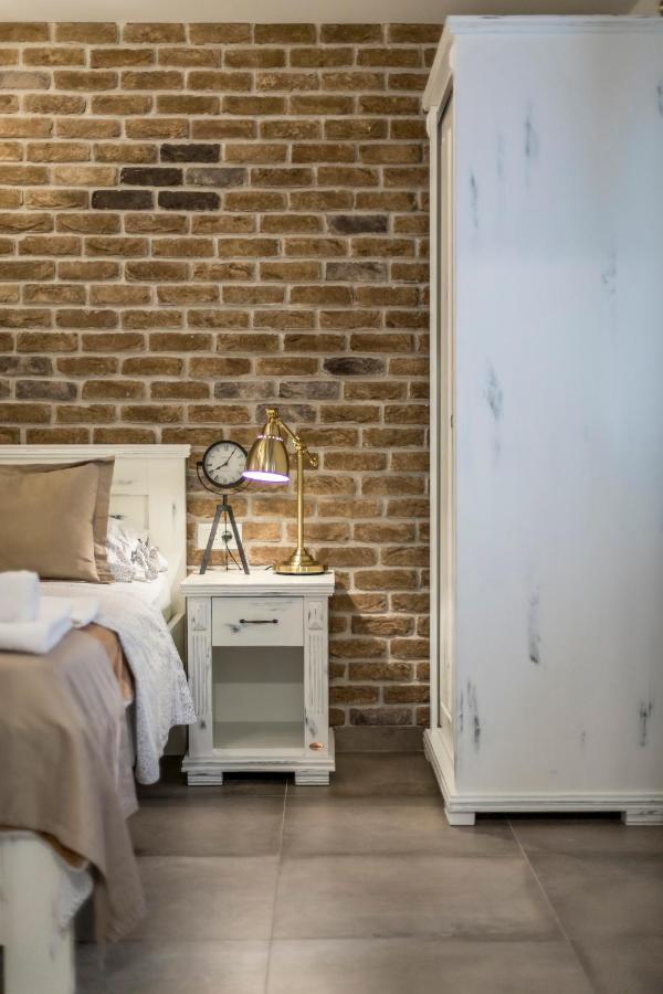 Studio Apartments Insula Split Eksteriør billede